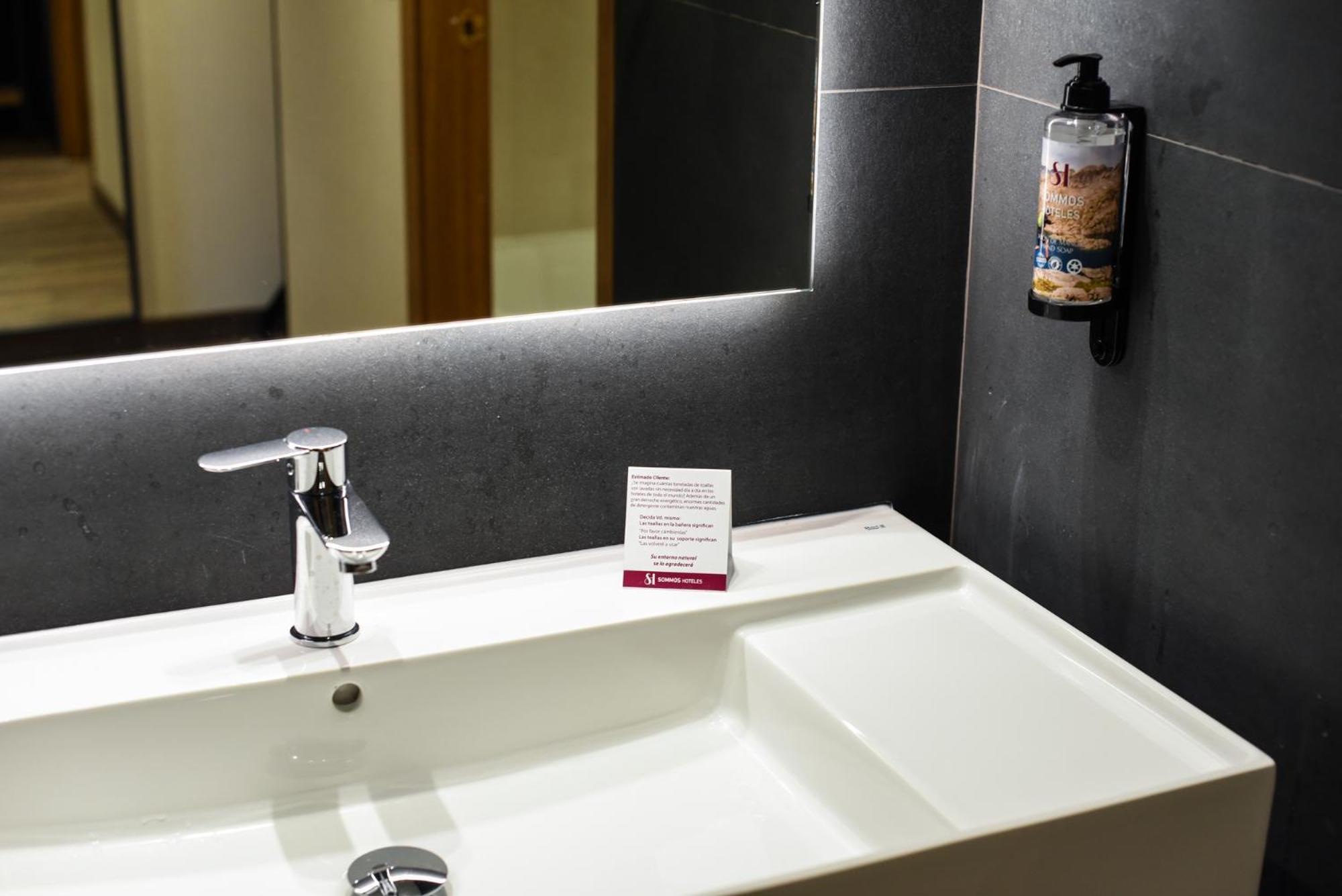 Sommos Hotel Benasque Spa Экстерьер фото